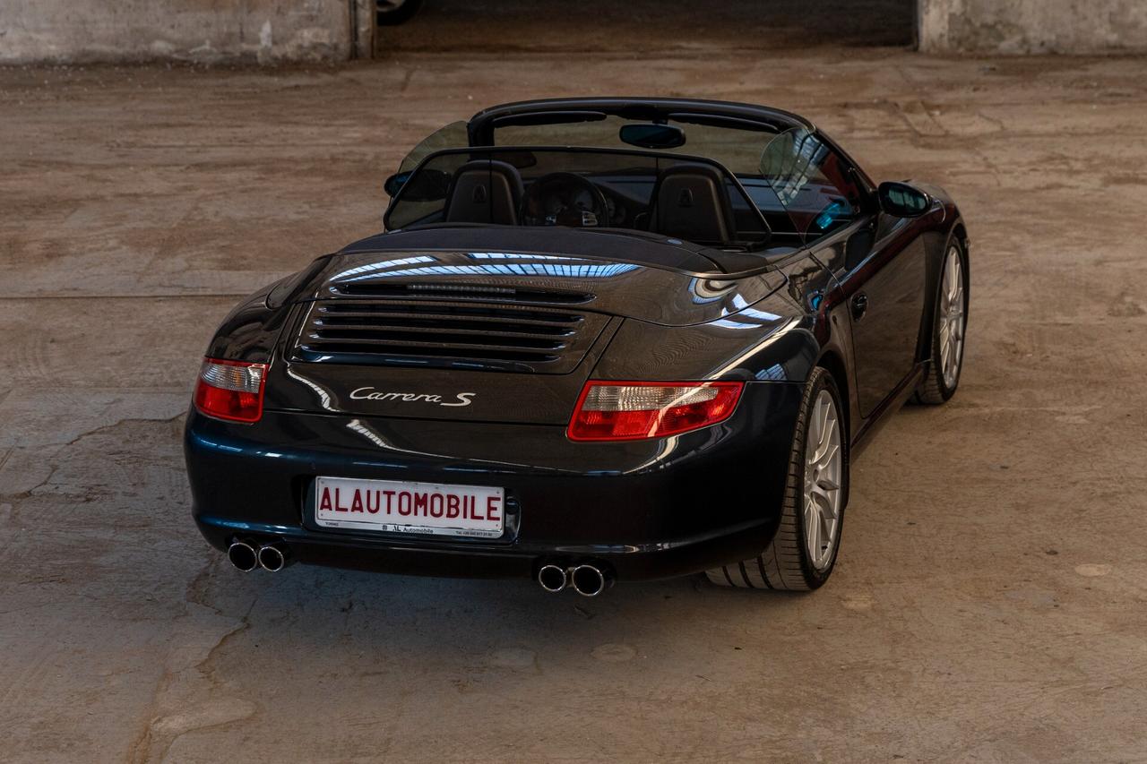 Porsche 911 Carrera S Cabriolet