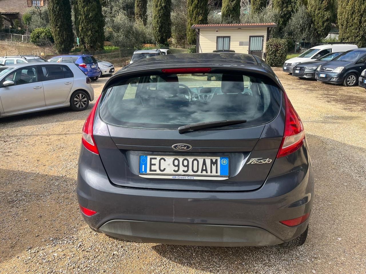 Ford Fiesta 1.2 Benzina - Neopatentati