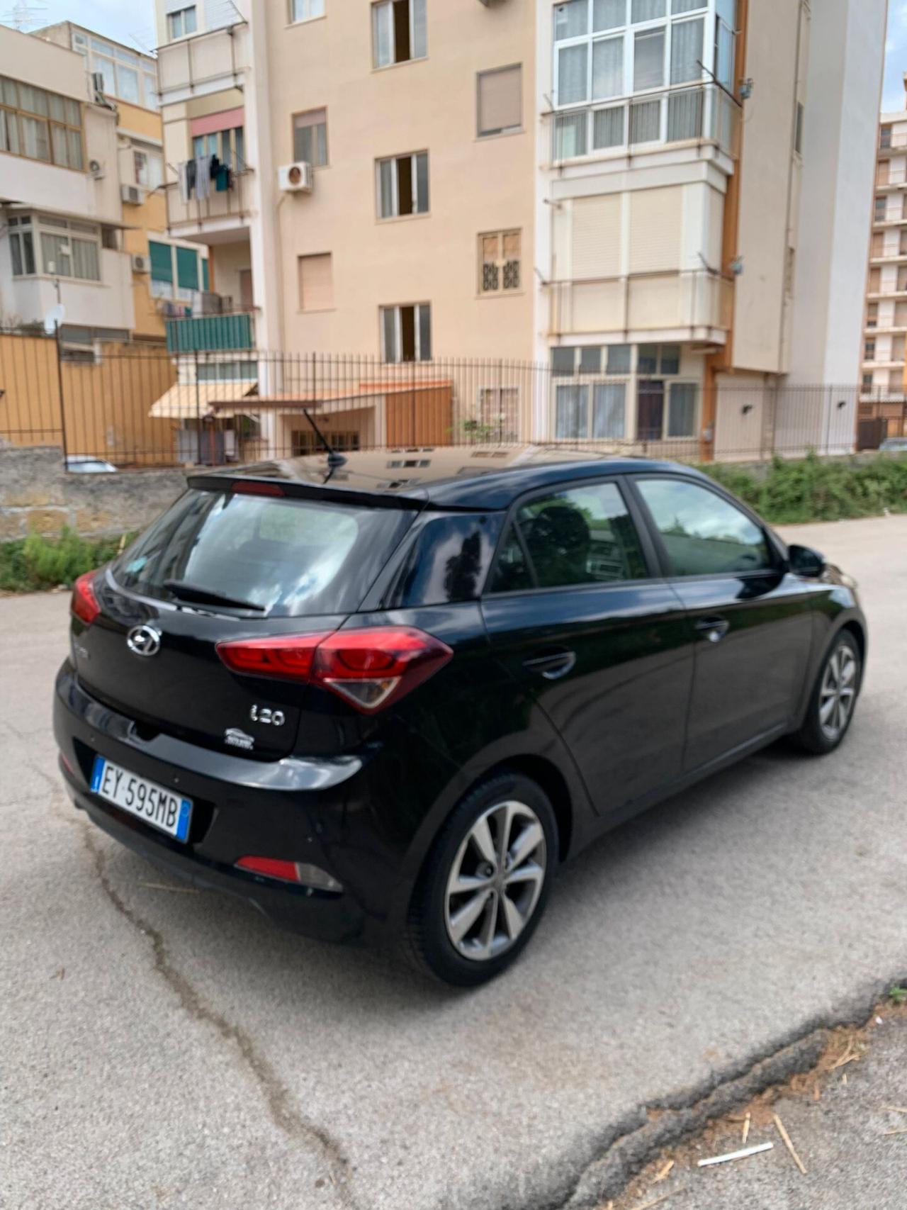 Hyundai i20 1.2 84 CV 5 porte Style