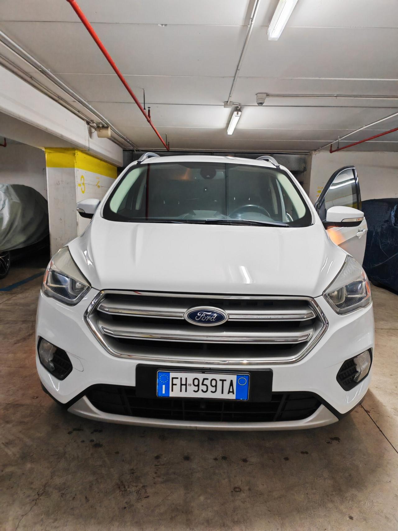 Ford Kuga 1.5 TDCI 120 CV SPETTACOLARE FULL OPTIONAL