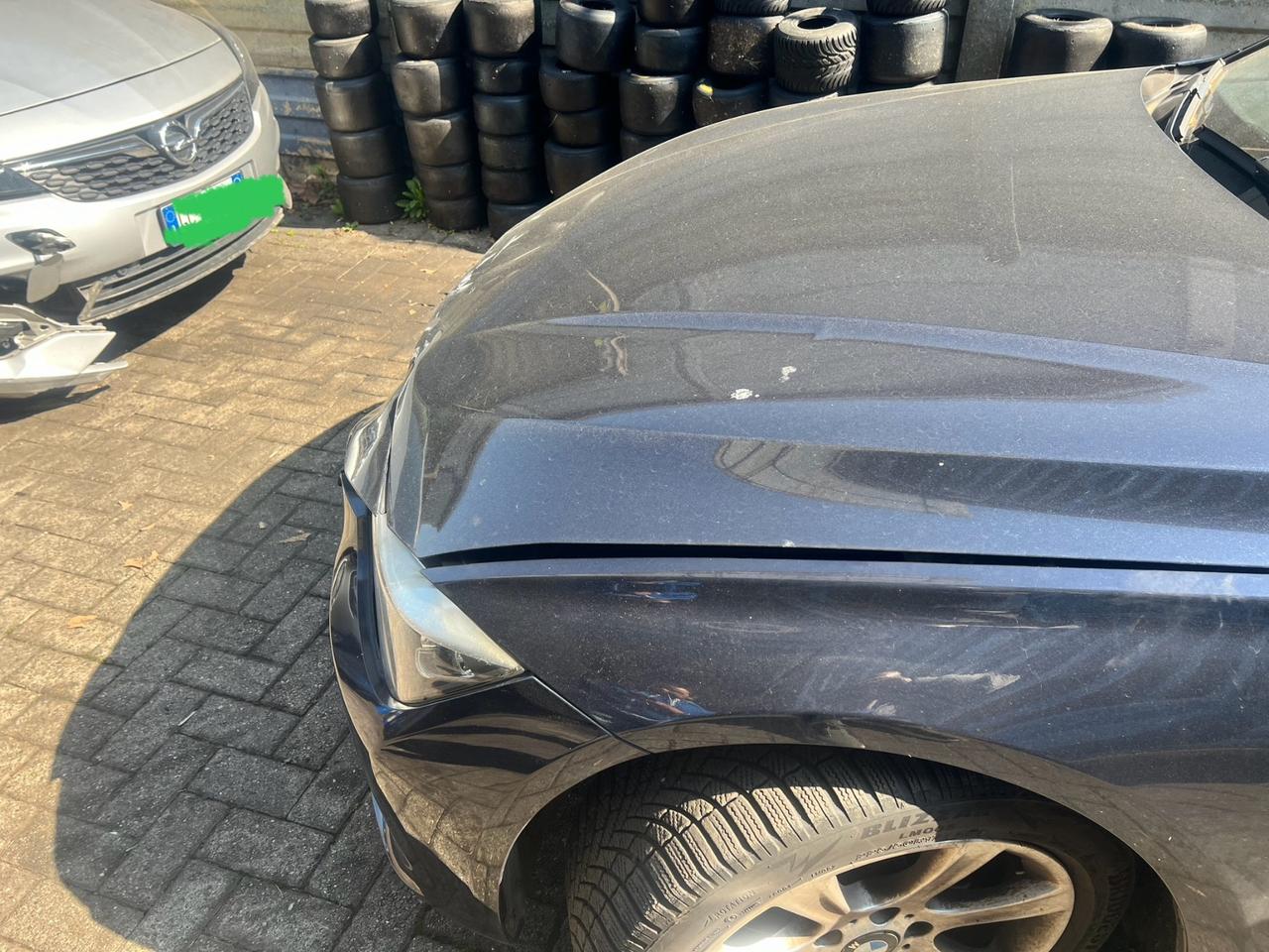 BMW 318 Diesel Touring Automatica Da Cambiare Un Faro e il Paraurti