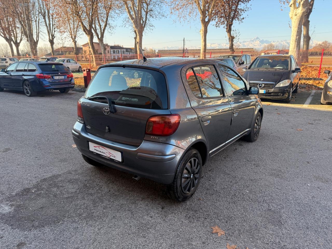 Toyota Yaris 1.0 5 porte