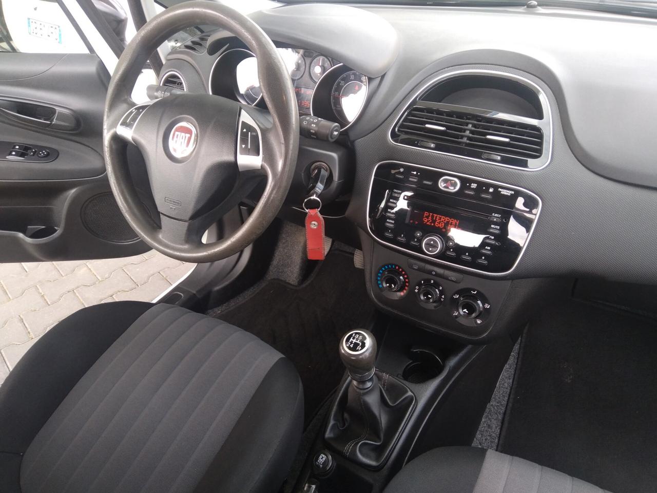 Fiat Punto 1.4 8V 77cv 5 porte Natural Power Street x neopatentati