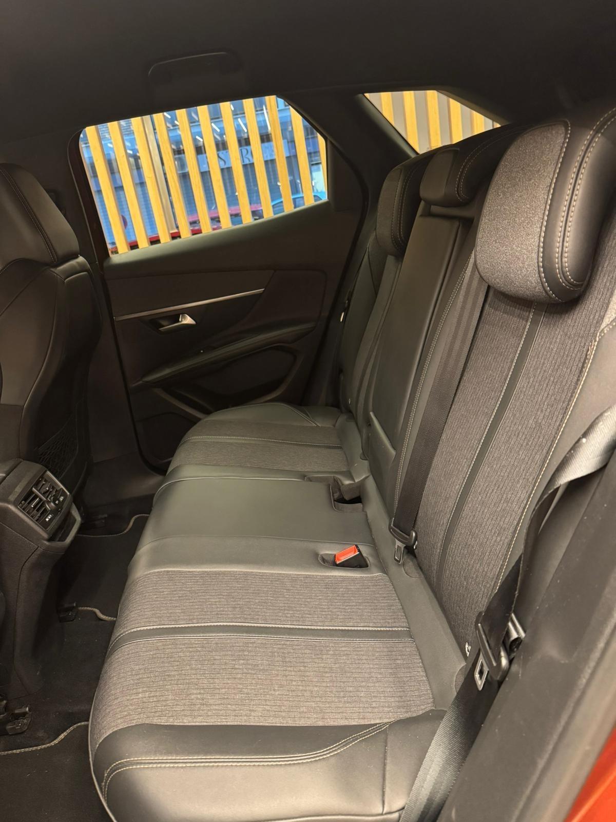 Peugeot 3008 1.5 HDI BLUE GT LINE 131CV EAT8 STRAFULL