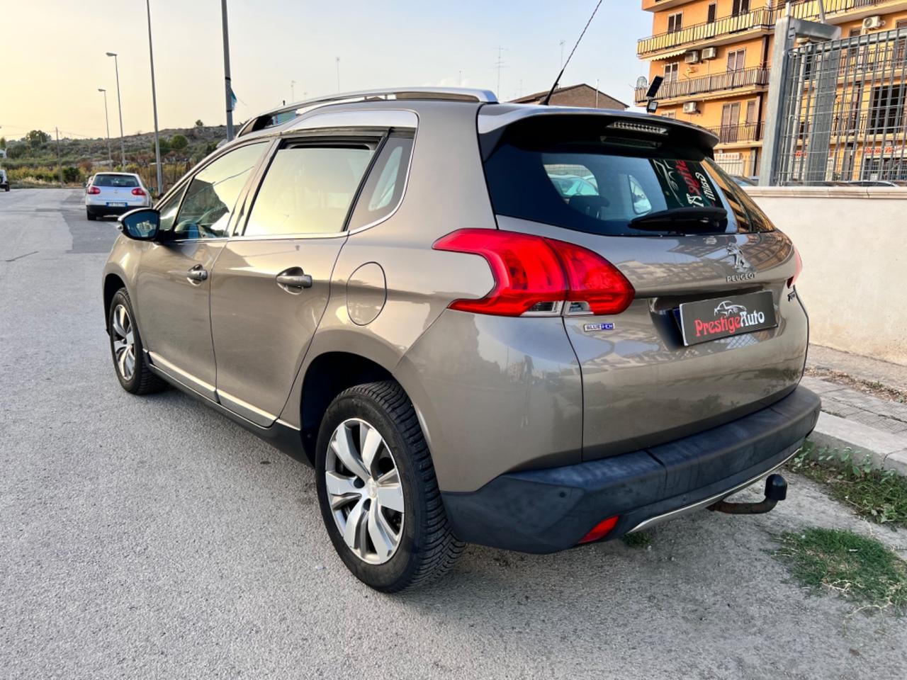 Peugeot 2008 BlueHDi 100cv Allure 2015