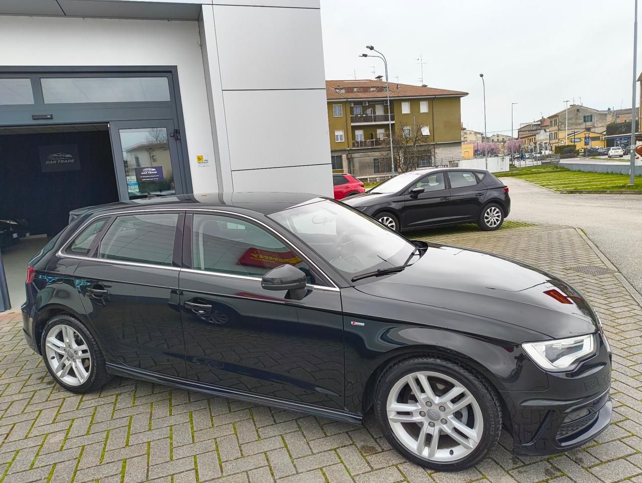 Audi A3 SPB 1.6 TDI clean diesel Admired
