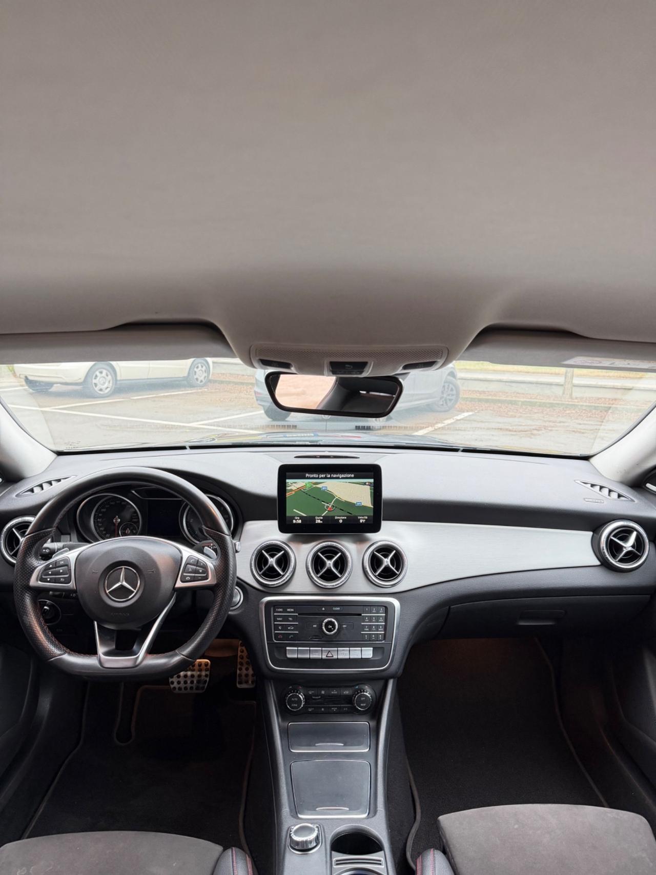 Mercedes-benz CLA 220 d 4Matic Automatic Premium