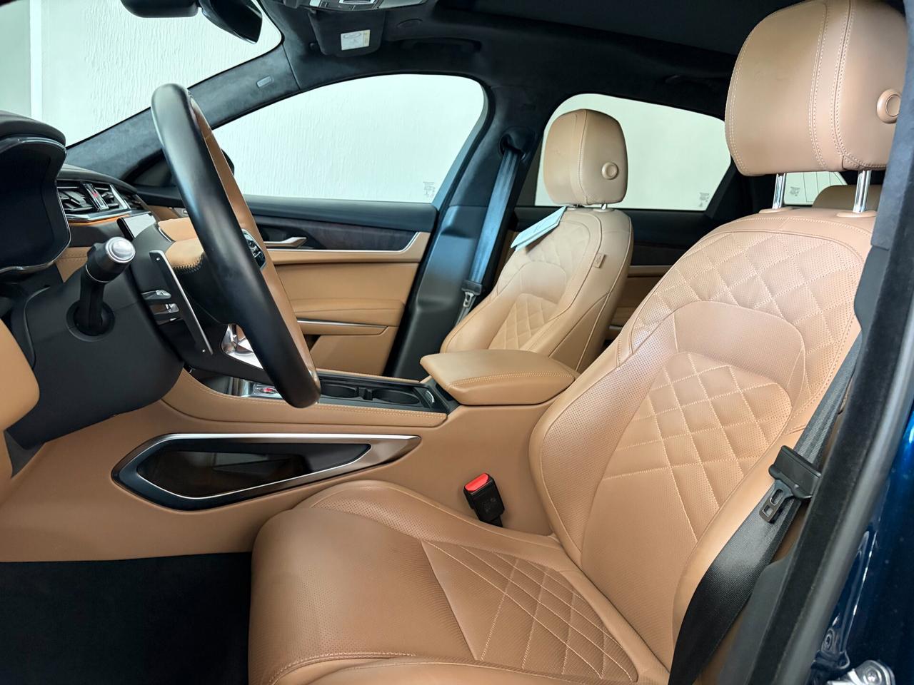 Jaguar F-Pace 2.0 D 204 CV AWD aut. R-Dynamic SE