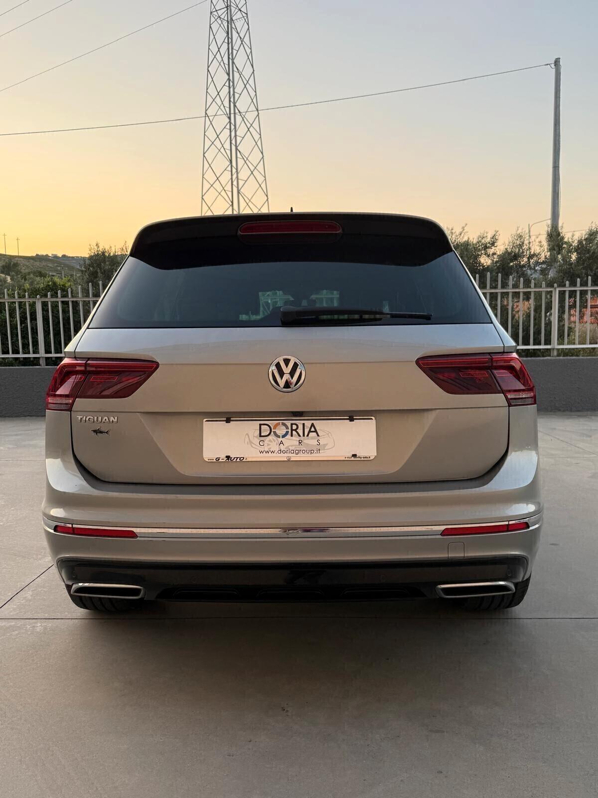 Volkswagen Tiguan 2.0 BiTDI SCR DSG 4MOTION Executive R-Line BMT