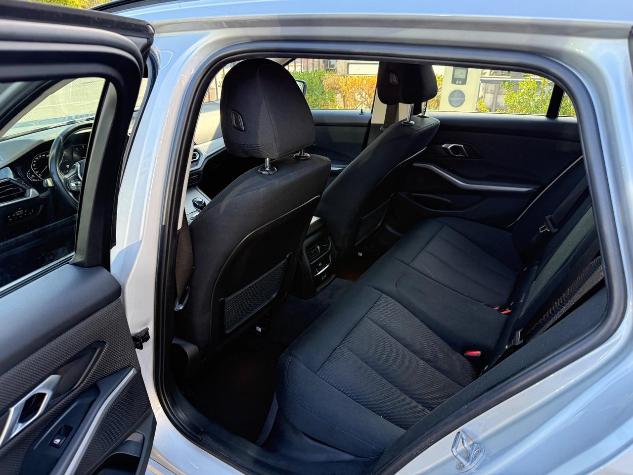 Bmw 318 318d 48V Touring Business Advantage