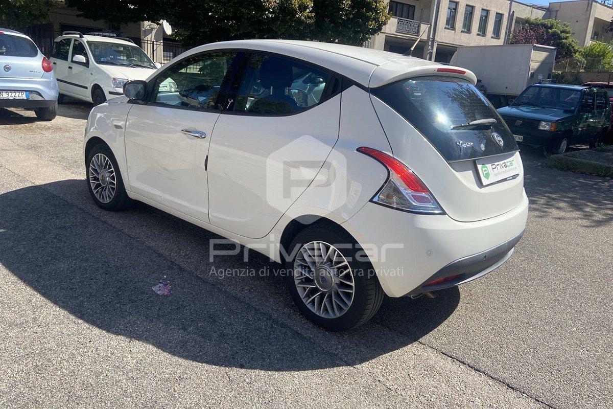 LANCIA Ypsilon 1.2 69 CV 5 porte S&S Gold