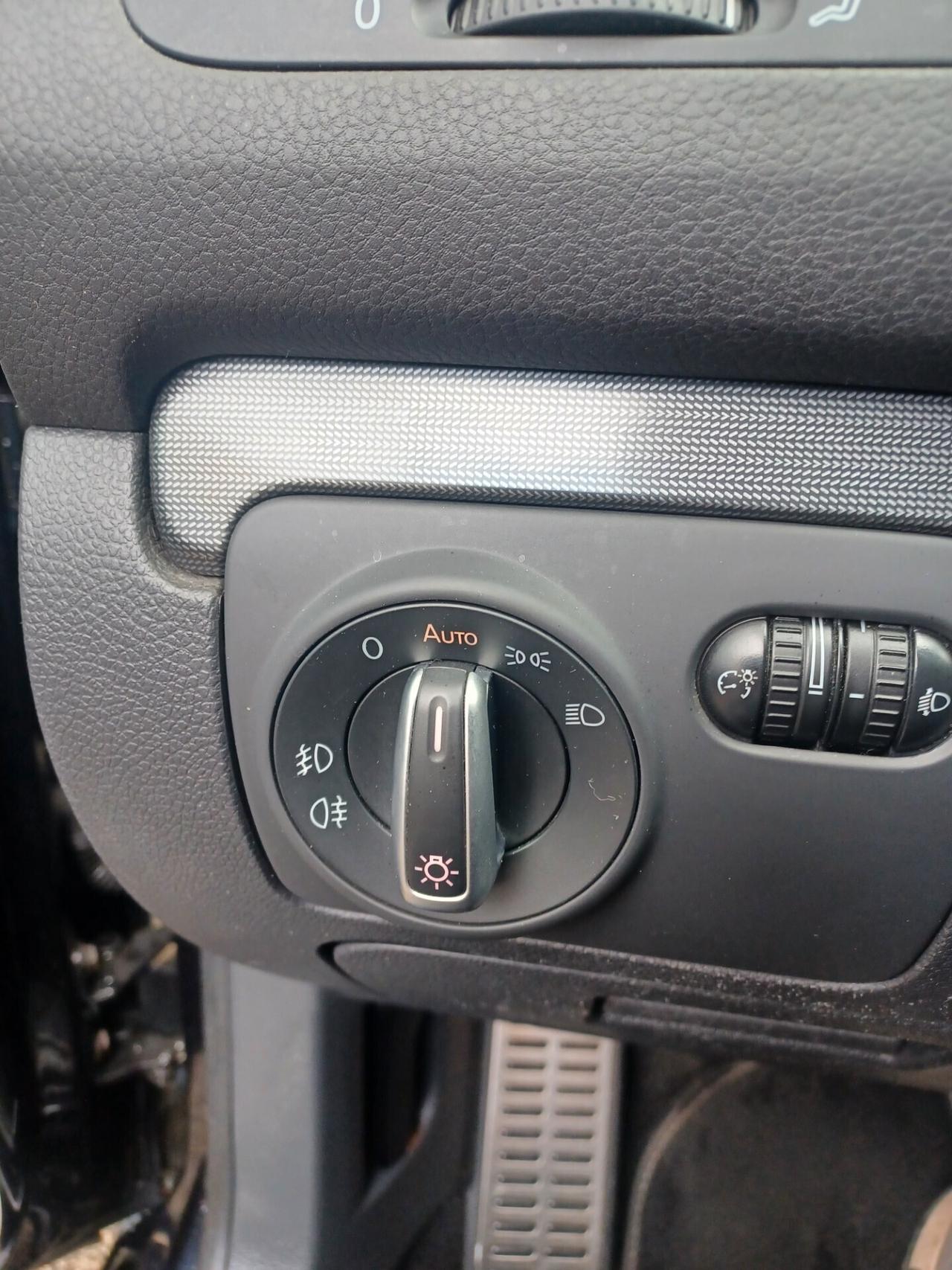 Volkswagen Golf 2.0 TDI 140CV DSG 5p. Highline