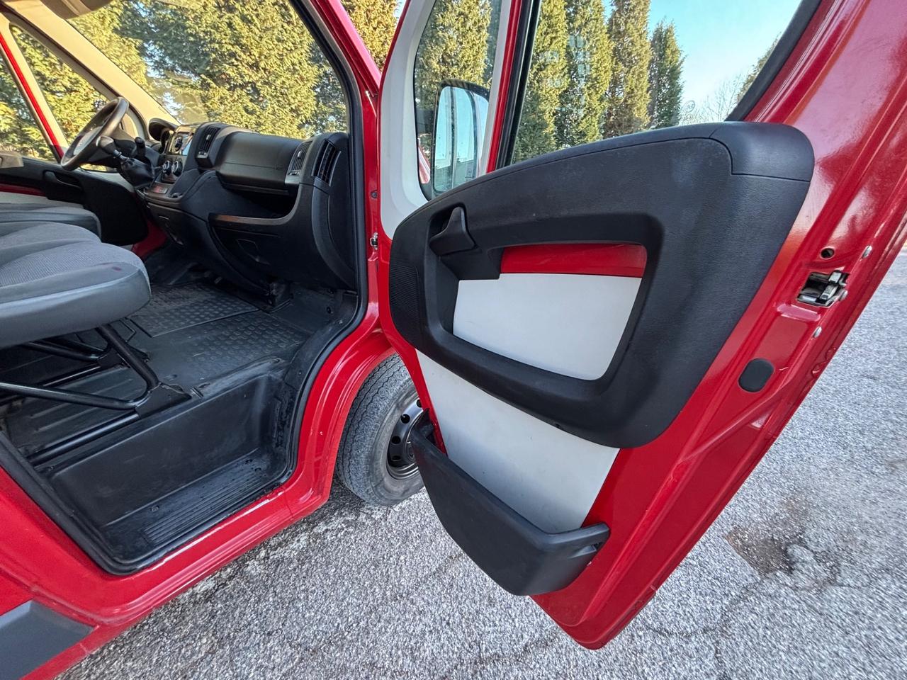 Peugeot Boxer CASSONE ALLUMINIO GANCIO TRAINO 3500 MASSA RIMORCHIABILE