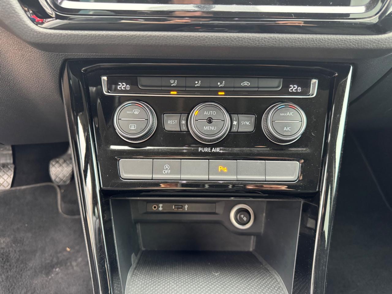 Volkswagen Touran 2.0 TDI 150 CV 7 POSTI Highline BlueMotion Technology