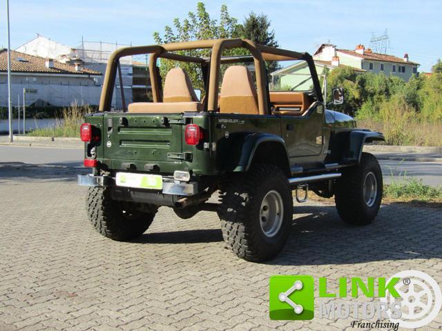 JEEP Wrangler 2.5 cat Soft top SAHARA EDITION