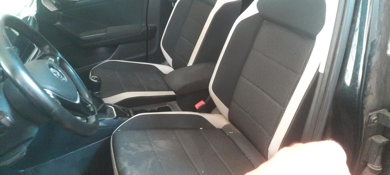 Volkswagen T-Roc cc16 116cv tdi anno 2019
