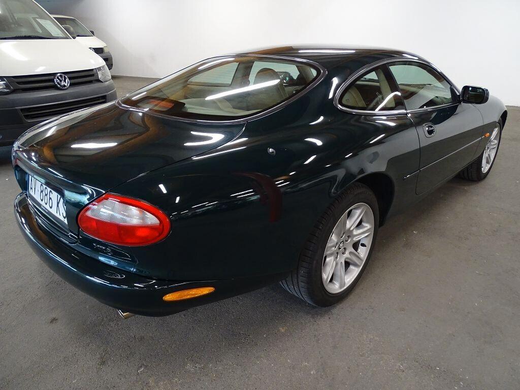 Jaguar XK8 4.0 V8 Coupé 284 CV 1a mano