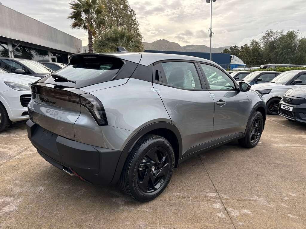 Alfa Romeo Junior 1.2 145 CV Hybrid 2026 KM 0 IVA ESPOSTA Tua a solo 249 Euro al mese