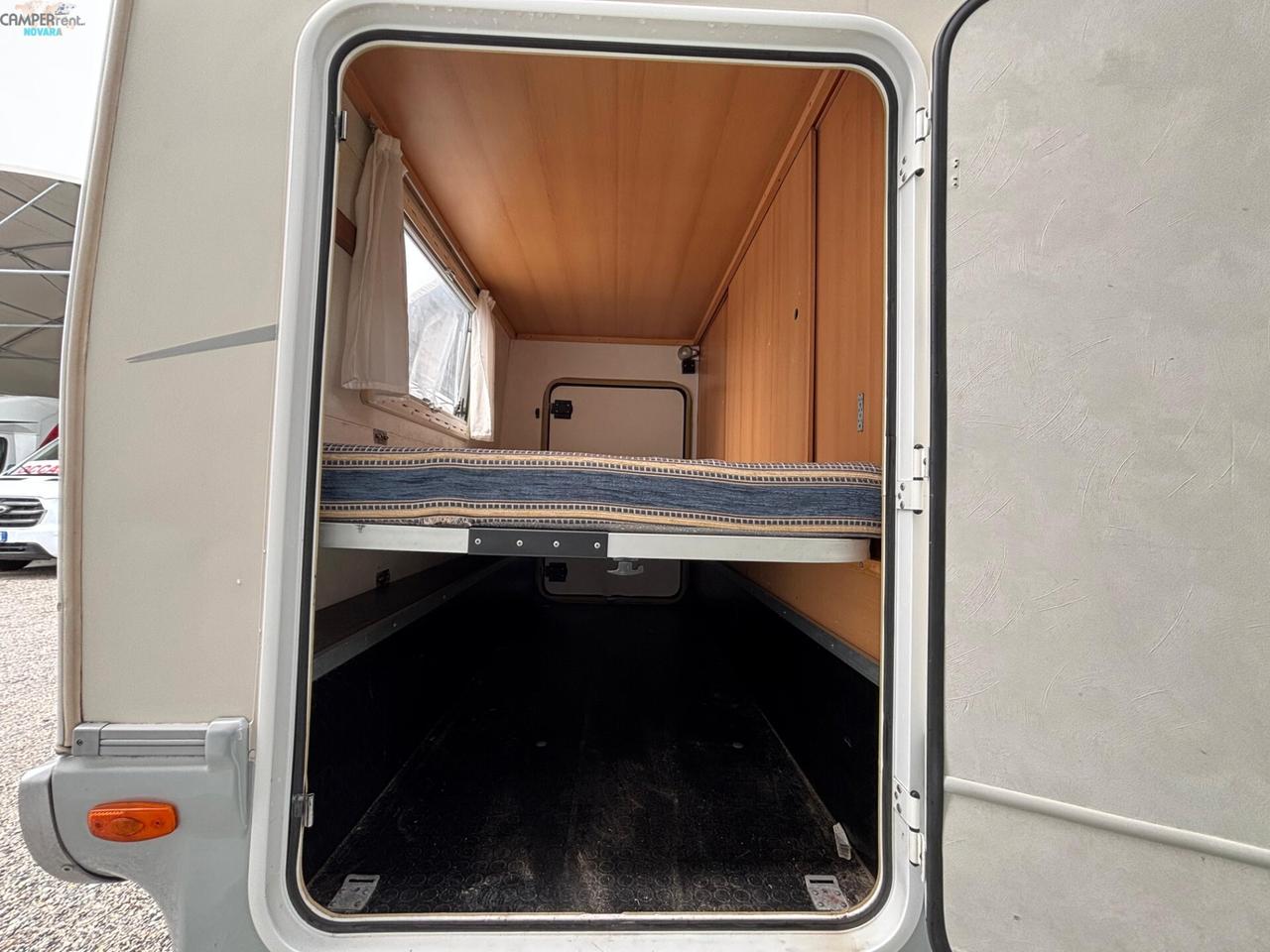 ELNAGH SUPER D 111c - MANSARDATO CON LETTI A CASTELLO IN CODA