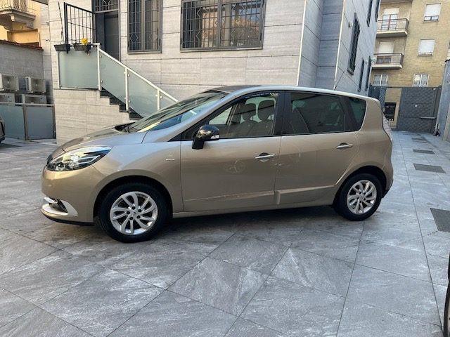 RENAULT Scenic Scénic X-MOD 1.5 dCi 110CV