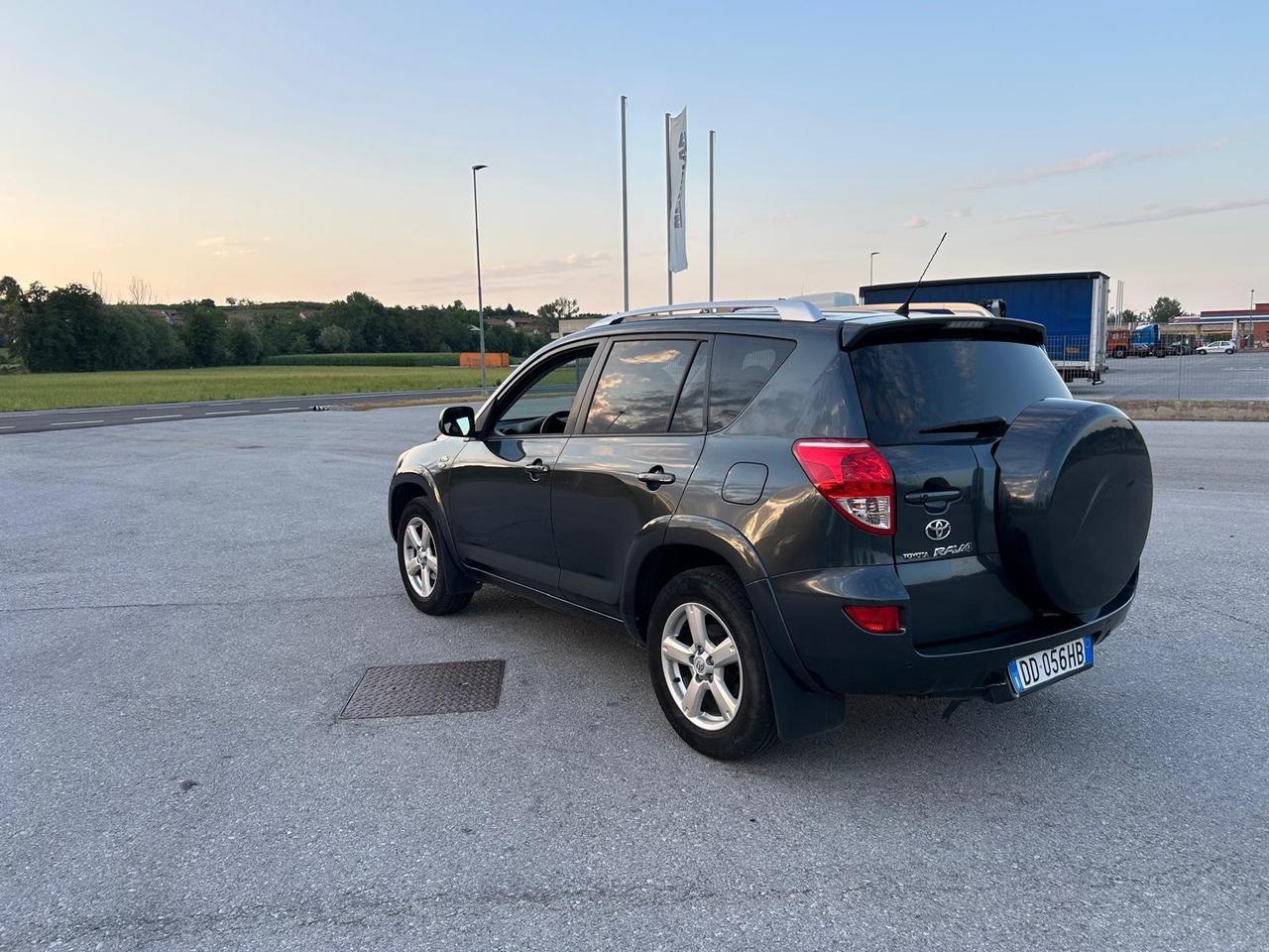 Toyota RAV 4 RAV4 2.2 diesel 4x4 …130 mila kilometri
