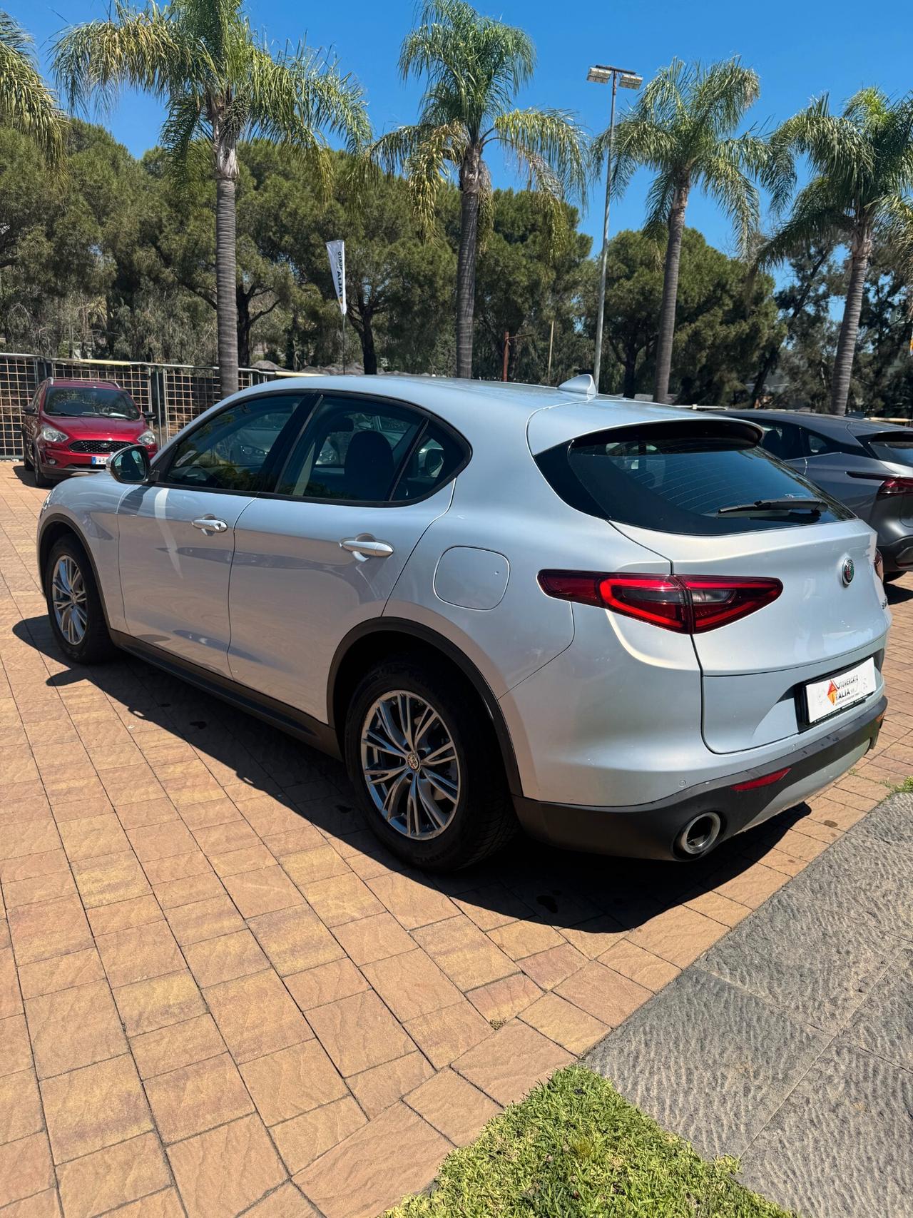 Alfa Romeo Stelvio 2.2 Turbodiesel 160 CV AT8 RWD Business