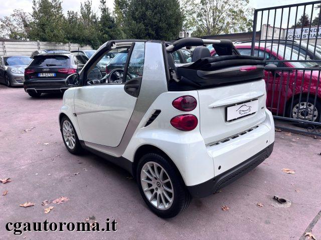 SMART ForTwo 1000 52 kW MHD CABRIO-SERVOSTERZO