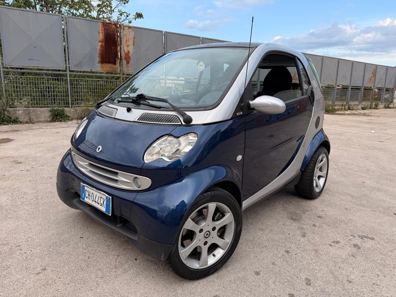 Smart ForTwo 700 coupé pulse 60CV CON 99MILA KM IN PERFETTE CONDIZIONI