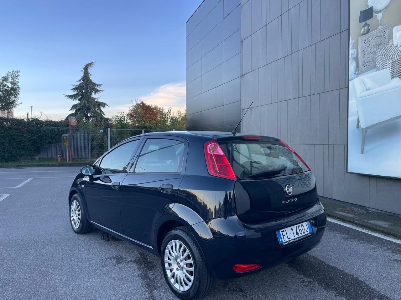 Fiat Punto 1.3 MJT II S&S 95 CV 5 porte Street