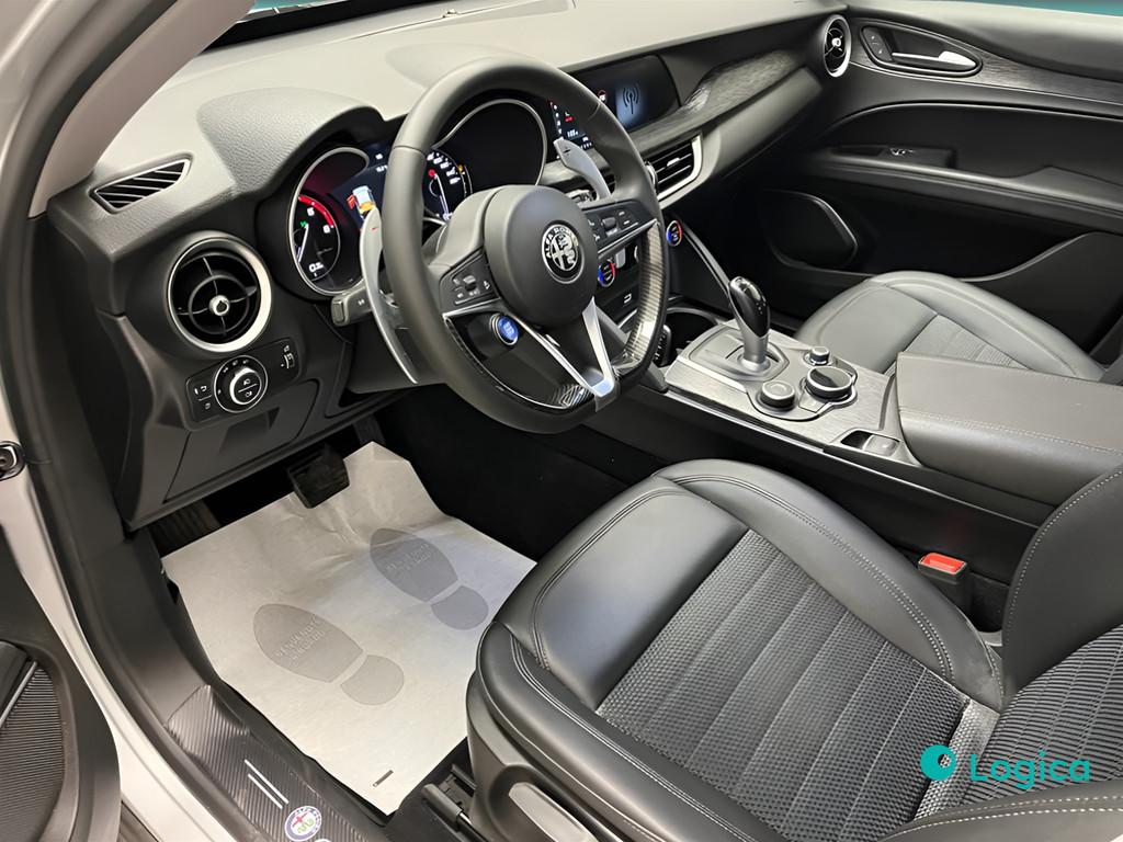 ALFA ROMEO Stelvio 2017 - Stelvio 2.2 t Executive Q4 210cv auto my19