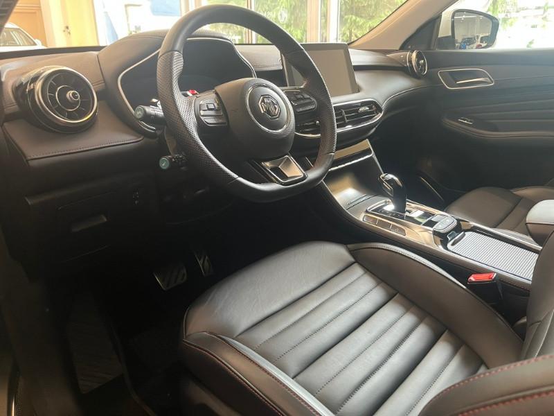 MG HS 1.5T-GDI AT Luxury