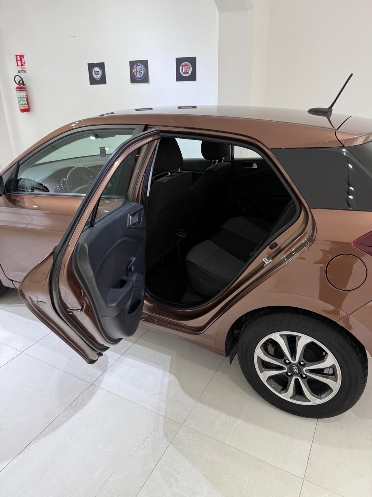Hyundai i20 1.2 5 porte Econext Connectline