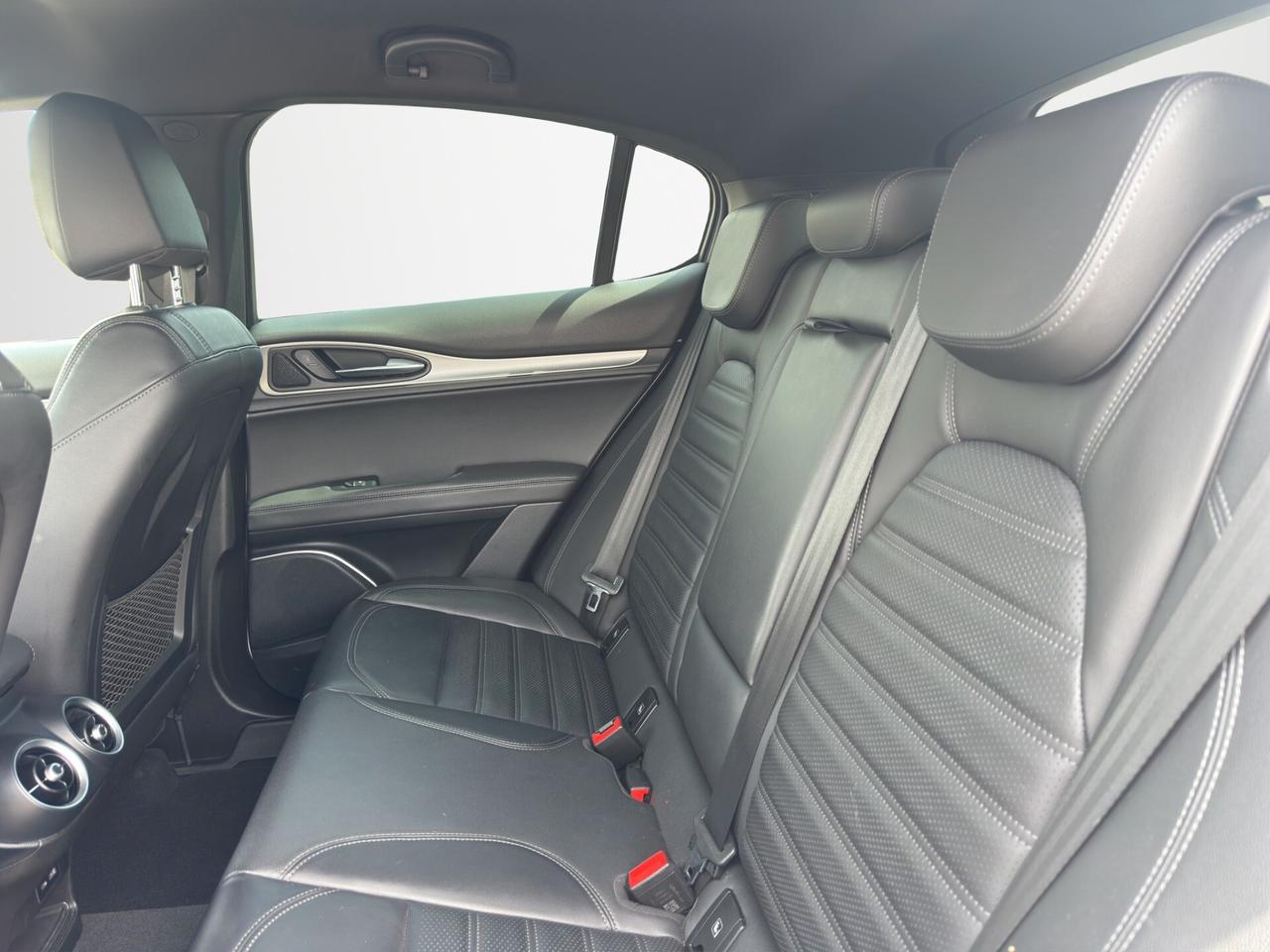 Alfa Romeo Stelvio 2.2 Turbodiesel 210 CV AT8 Q4 Veloce