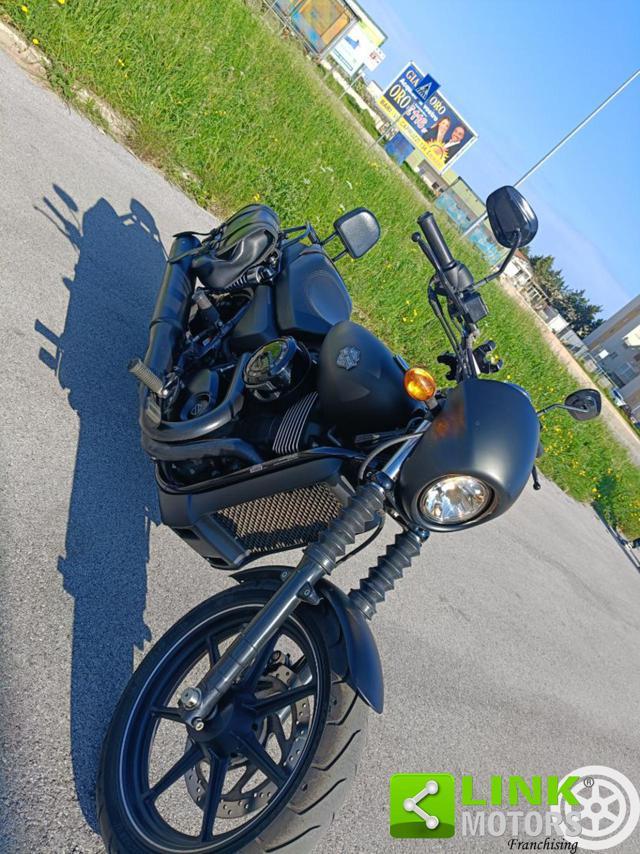 HARLEY-DAVIDSON Street 750 S