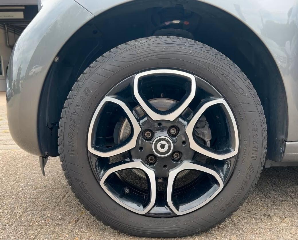 Smart ForFour 90 0.9 Turbo Twinamic Prime - TETTO APRIBILE - NAVI