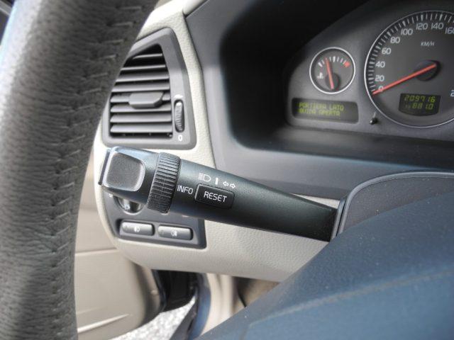 VOLVO XC70 2.4 D5 20v AWD Cross Country autom. - DA VETRINA