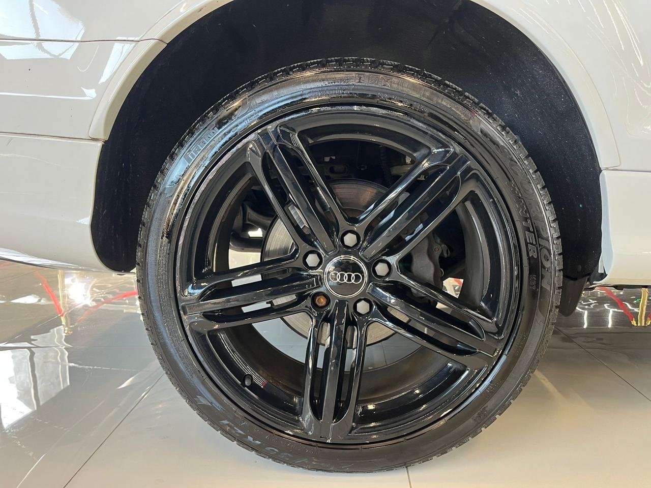 Audi Q7 3.0 V6 TDI 240 CV quattro tiptronic S-Line