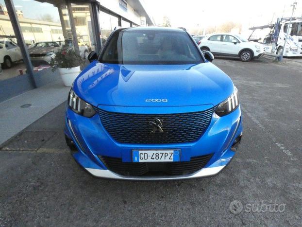PEUGEOT 2008 motore elettrico 136 CV GT Pack