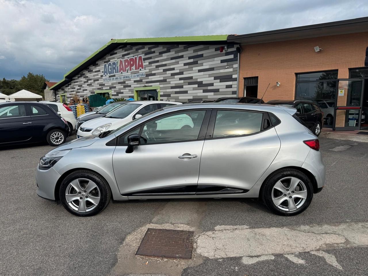 Renault Clio 1.5 DCI 75CV 5P NEOPATENTATI 2014