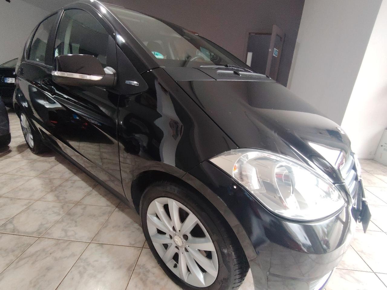 Mercedes-benz A 160 CDI BlueEFFICIENCY