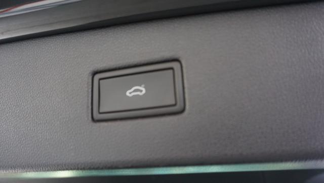 VOLKSWAGEN Tiguan 2.0 TDI 150 CV SCR DSG Elegance