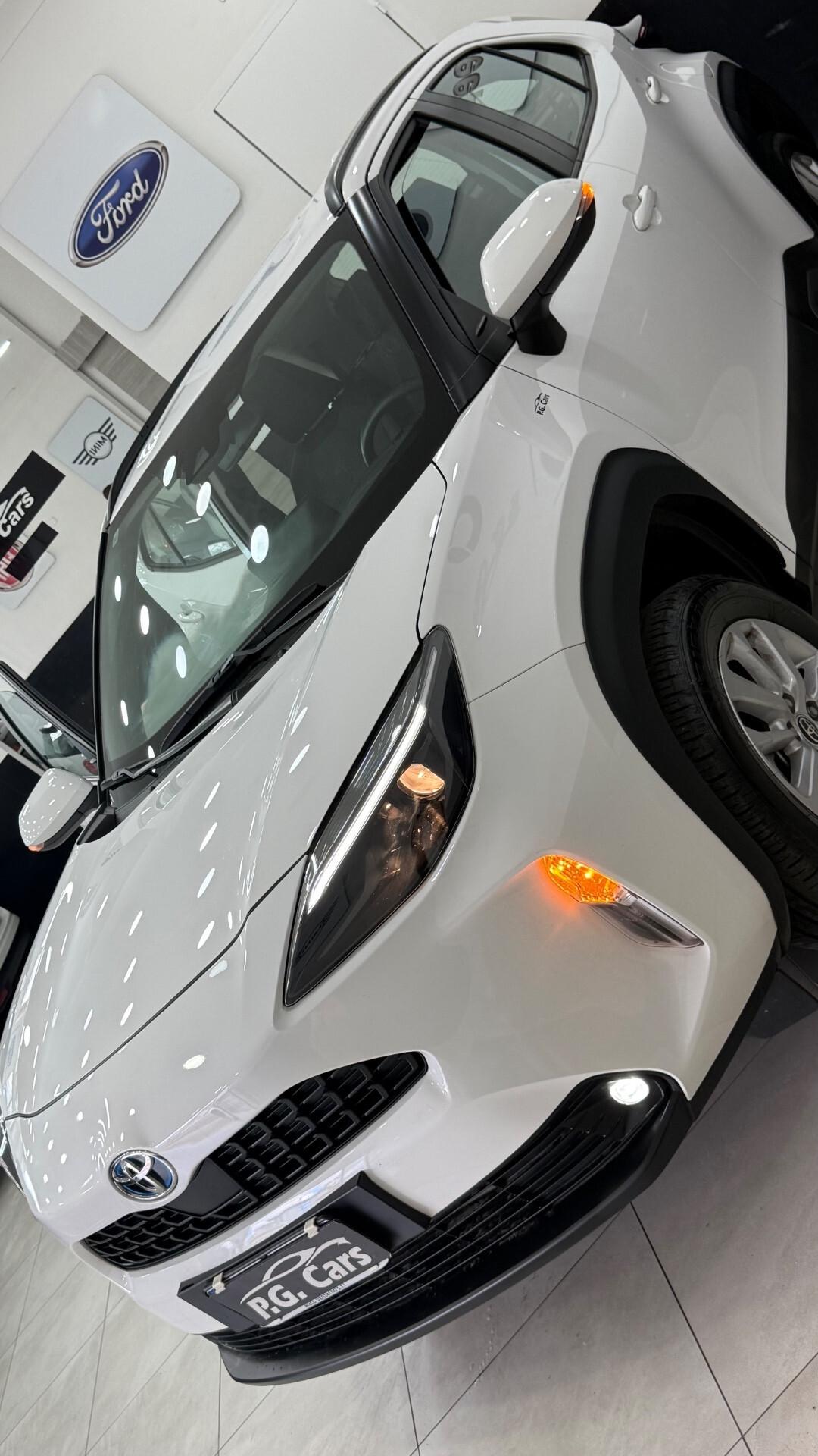 Toyota Yaris Cross 1.5 Hybrid 5p. E-CVT Business