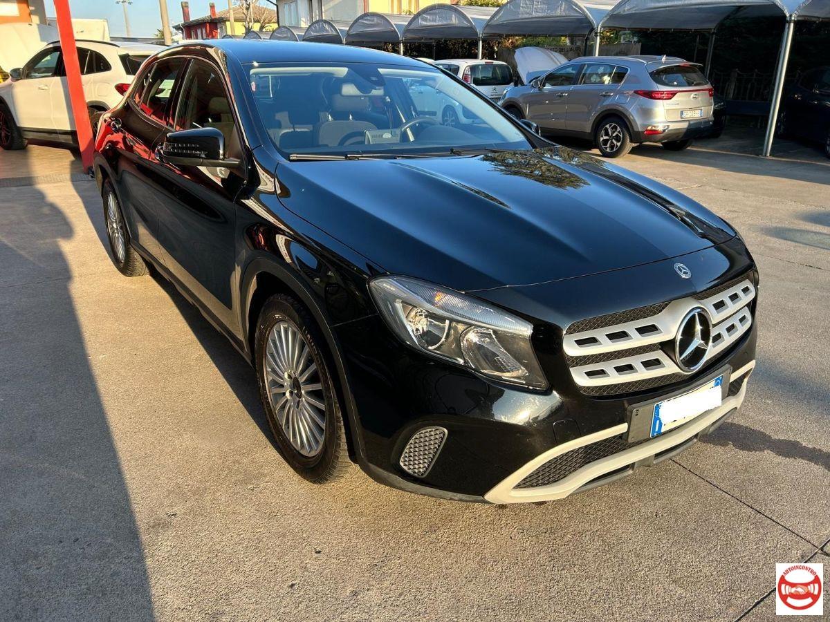 MERCEDES - Classe GLA - GLA 180 d Premium