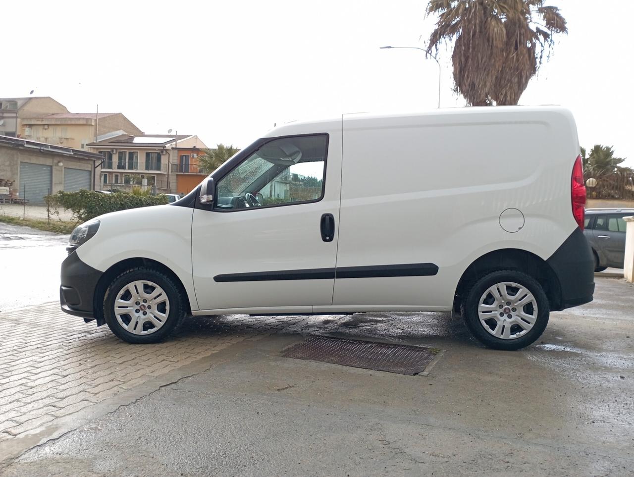 FIAT DOBLO 1.6 MTJ 3POSTI 2021