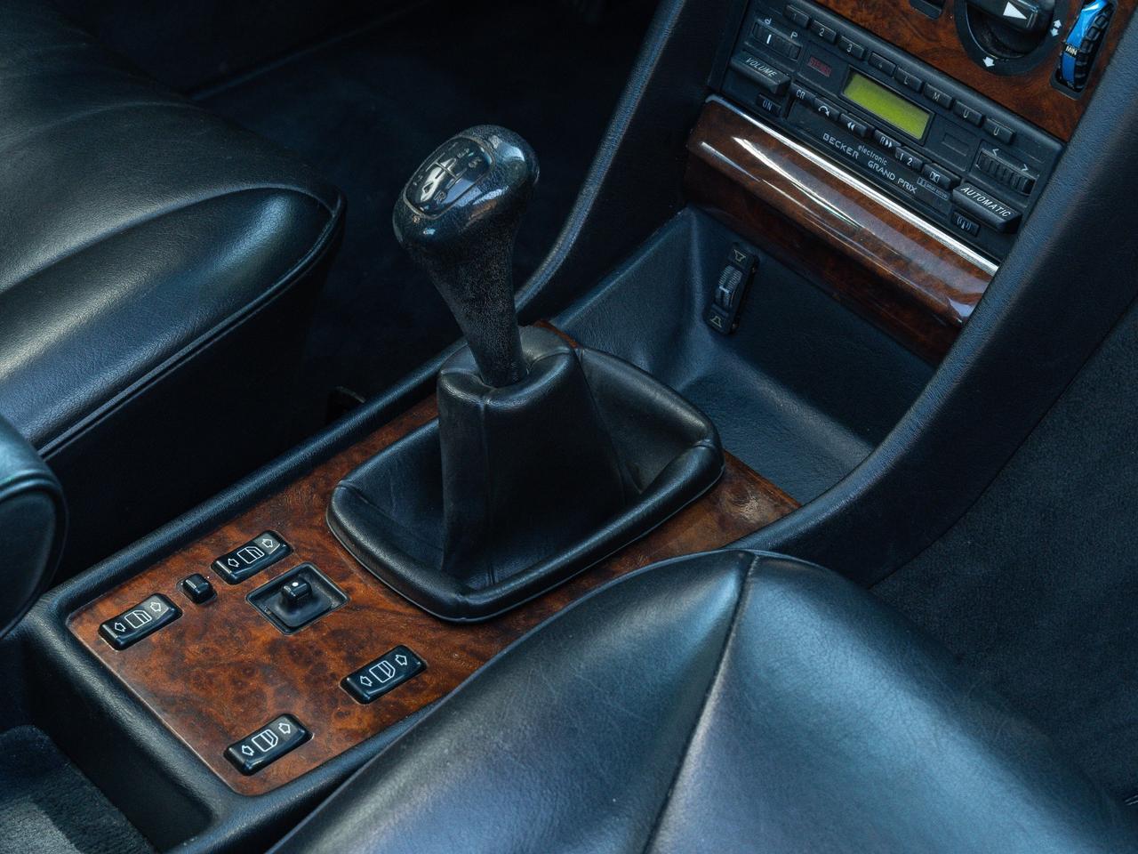 Mercedes-benz S 300 SE