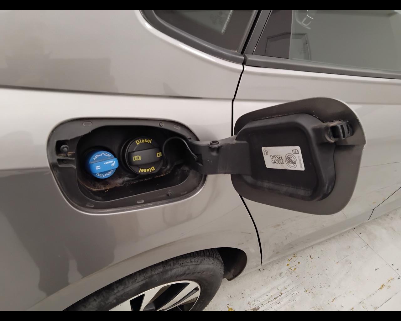 VOLKSWAGEN Polo VI 2017 - Polo 5p 1.6 tdi Comfortline 95cv dsg