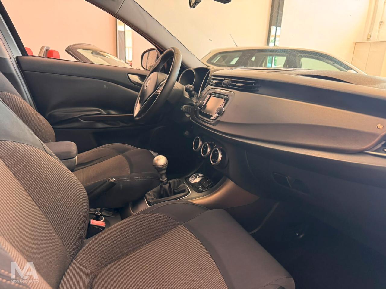 Alfa Romeo Giulietta 1.6 JTD 105 CV 2015