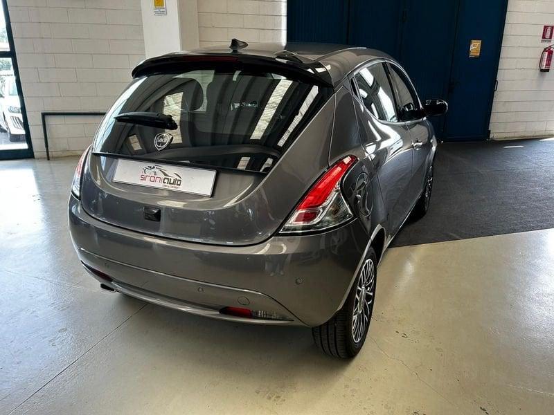 Lancia Ypsilon 1.0 FireFly 5 porte S&S Hybrid Platino - PROMO SIRONIAUTO+