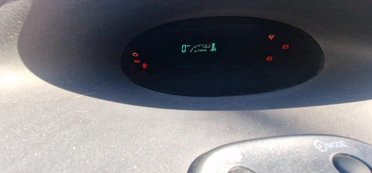Toyota Yaris 1.4 tdi D-4D cat 5 porte Expo Clima