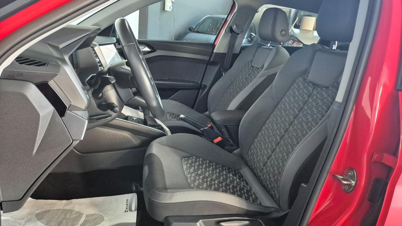 Audi A1 SPB 35 TFSI S tronic Identity Black 150 CV